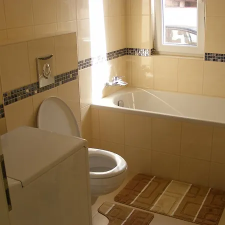 Apartment Livia Wellness Apartman