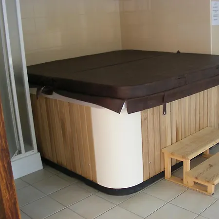 Livia Wellness Apartman Siofok